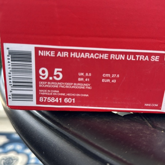 Nike Air Huarache Run Ultra SE Men’s Size 9.5
Deep Burgundy - Picture 8 of 8